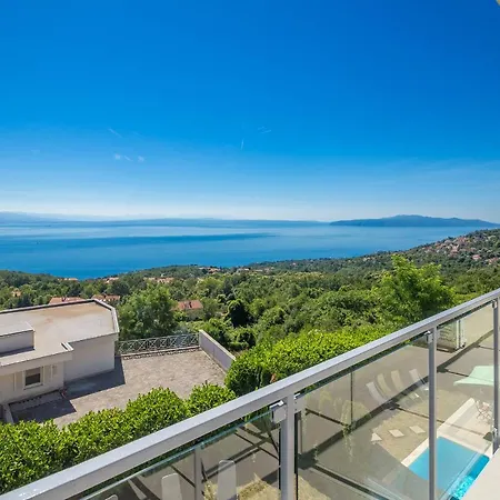 Sveti Petar - With Heated Pool And Outdoor Jacuzzi Willa