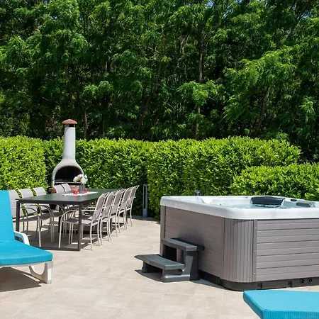 Sveti Petar - With Heated Pool And Outdoor Jacuzzi * Opatija