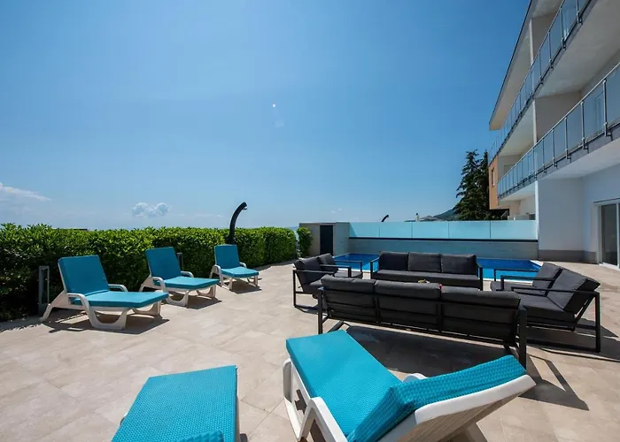 Sveti Petar - With Heated Pool And Outdoor Jacuzzi * オパティヤ