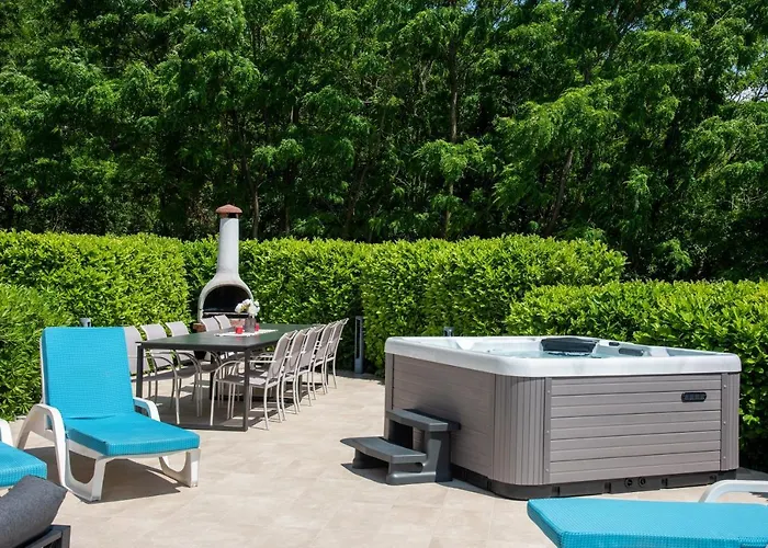 Sveti Petar - With Heated Pool And Outdoor Jacuzzi * Опатія