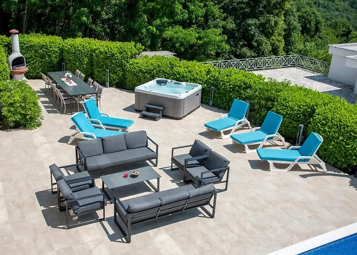 Sveti Petar - With Heated Pool And Outdoor Jacuzzi Вілла Опатія