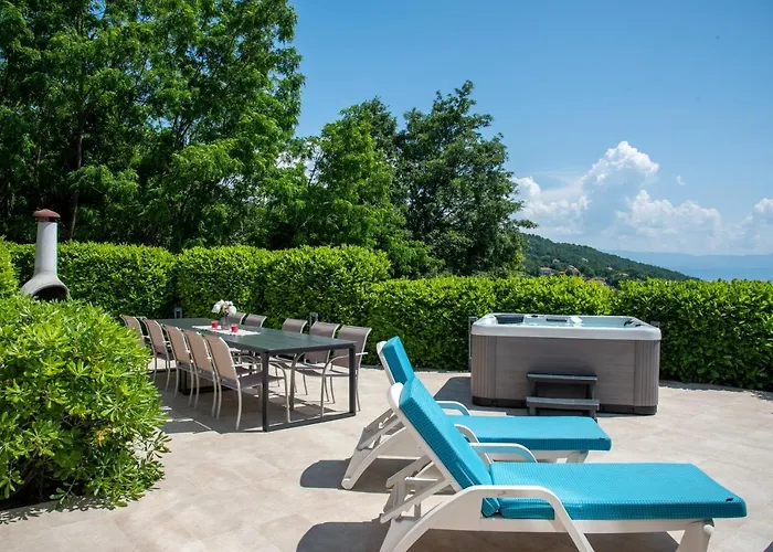 Sveti Petar - With Heated Pool And Outdoor Jacuzzi Вілла